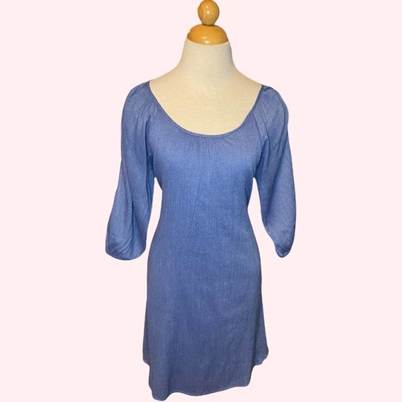 NAIF Dresses & Skirts - 4/$20 NAÏF blue 3/4 sleeve cold shoulder crepe boho dress size small